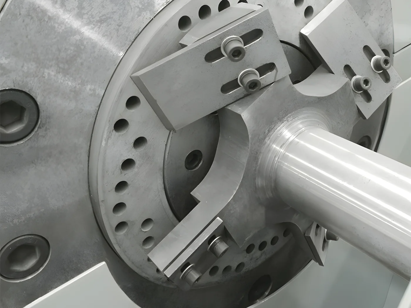 Output cutter section of a PP PE film squeezer densifying machine