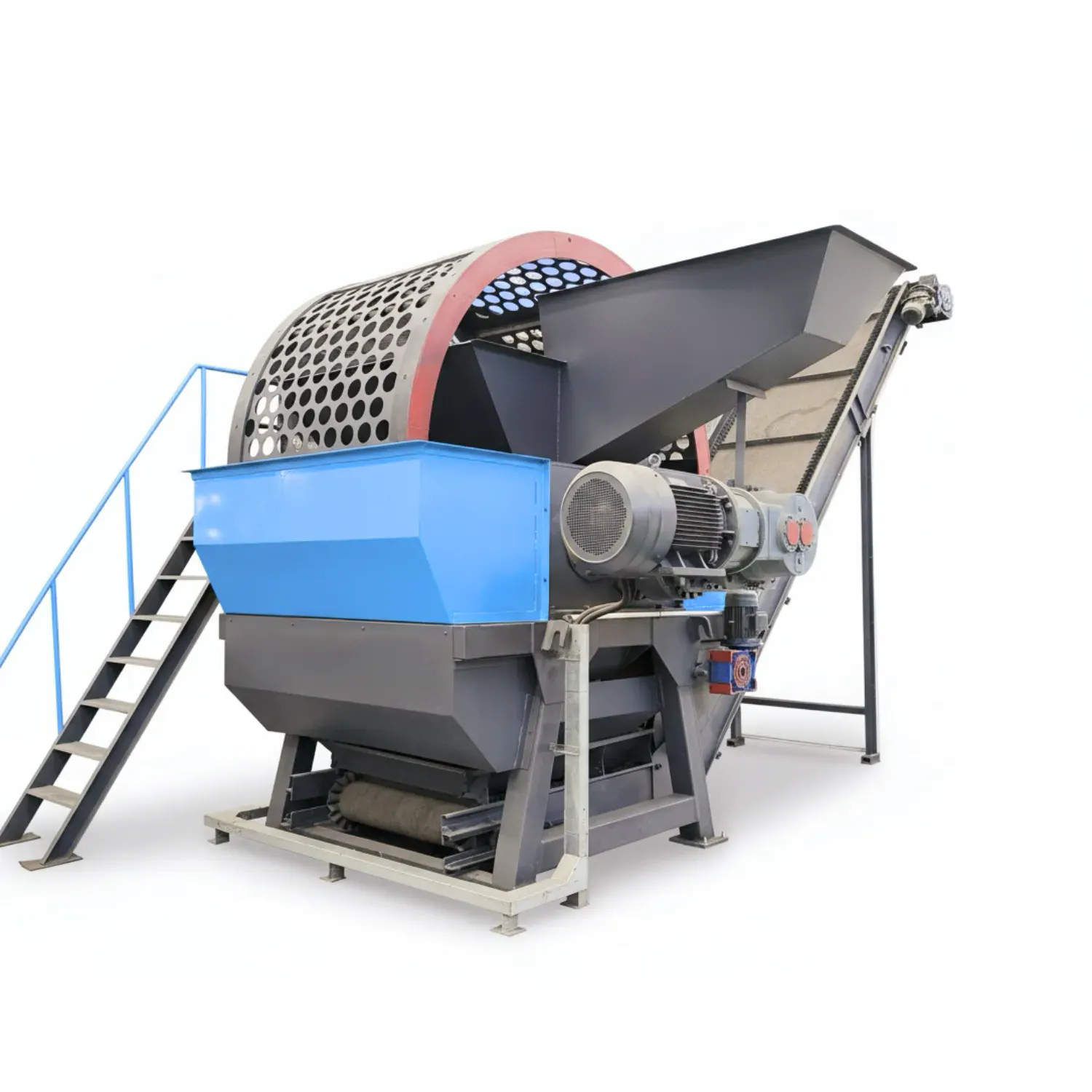 Industrial tire shredder breaking down whole tires into 50x50mm chips