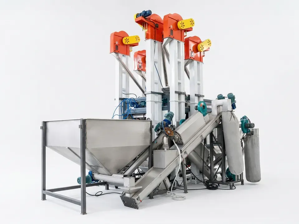 Electrostatic separator rotating drum and adjustable splitter plates